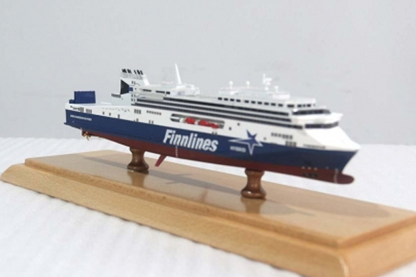 Finnlines Grimaldi滚装船25cm：现代化的海上运输利器